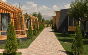 Hidden Garden Resort